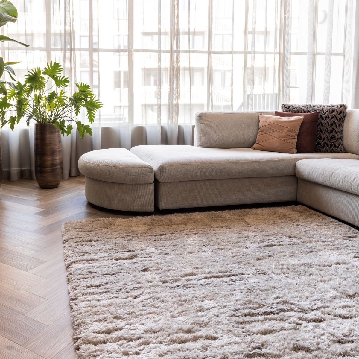 Hoe maak je een hoogpolig vloerkleed schoon? - Vloerkledenloods