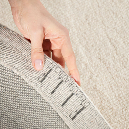 Elle Decoration Puristic fijne bouclé wollen vloerkleed Knots Naturel Wit - Vloerkledenloods