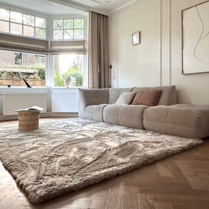 Hoogpolig vloerkleed Odelia stone - Interieur05