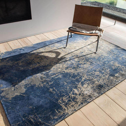 The Mad Men Cracks Collection Abyss Blue 8629 - Louis de Poortere - Vloerkledenloods