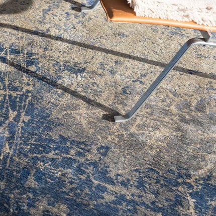 The Mad Men Cracks Collection Abyss Blue 8629 - Louis de Poortere - Vloerkledenloods