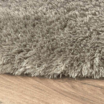 Organisch hoogpolig vloerkleed Odelia stone - Interieur05