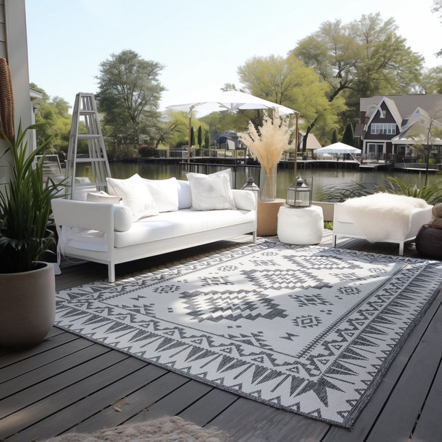 Buitenvloerkleden - Elle Decoration Gemini omkeerbaar binnen- en buitenkleed Dynamic Zilver - Vloerkledenloods