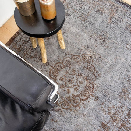 Fading World Medallion Collection Grey ebony 8257 - Louis de Poortere - Vloerkledenloods