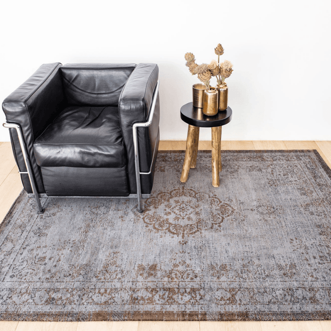 Fading World Medallion Collection Grey ebony 8257 - Louis de Poortere - Vloerkledenloods
