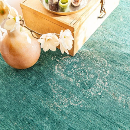 Fading World Medallion Collection Jade 8258 - Louis de Poortere - Vloerkledenloods