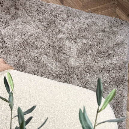 Hoogpolig vloerkleed Nika zand polyester - Interieur05 - Vloerkledenloods