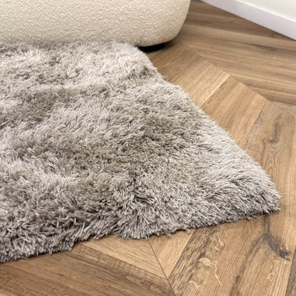 Hoogpolig vloerkleed Nika zand polyester - Interieur05 - Vloerkledenloods