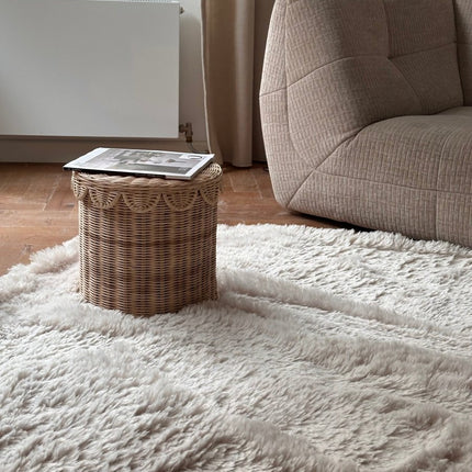 Hoogpolige Vloerkleden - Hoogpolig Organisch vloerkleed Furr Stone beige - Interieur05 - Vloerkledenloods