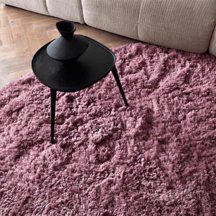 Hoogpolige Vloerkleden - Organisch hoogpolig vloerkleed Pilo Darkpink Polyester Interieur05 - Vloerkledenloods