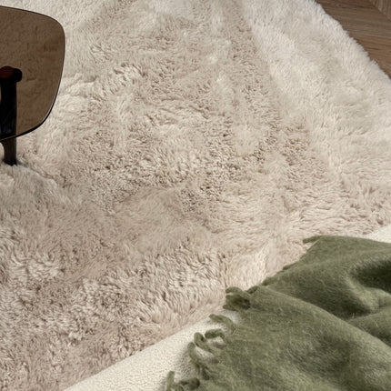Hoogpolig vloerkleed Furr beige - Interieur05