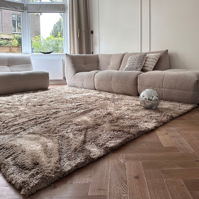 Hoogpolig vloerkleed Odelia bruin/taupe - Interieur05