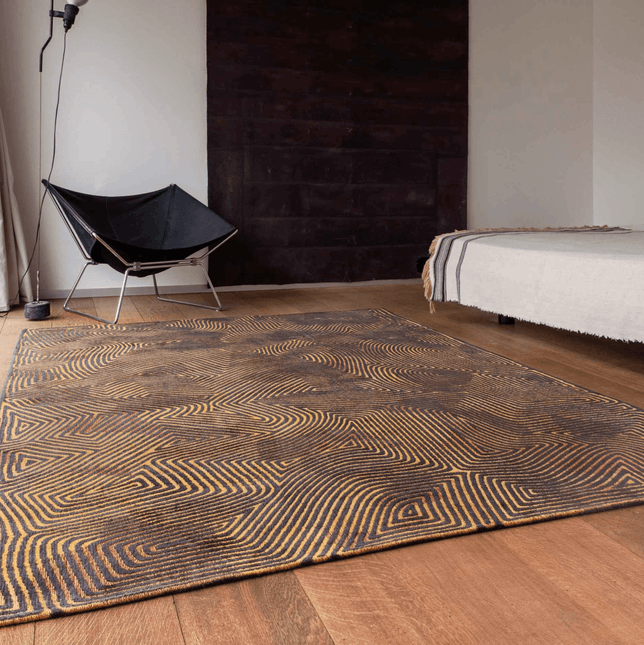 Meditation Coral Collection Black Gold 9227 - Louis de Poortere - Vloerkledenloods