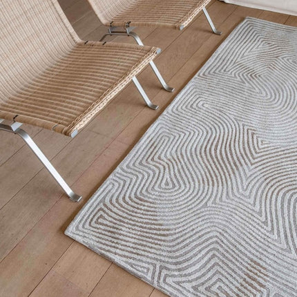 Meditation Coral Collection Oyster white 9228 - Louis de Poortere - Vloerkledenloods
