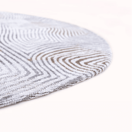 Moderne vloerkleden - Rond vloerkleed Coral Oyster White 9228 - Louis De Poortere - Vloerkledenloods