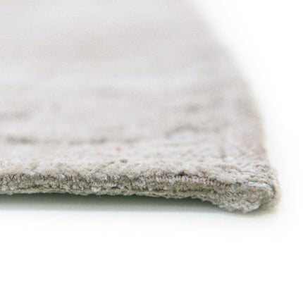 Moderne vloerkleden - Vloerkleed Baobab Dry Beige 9197 - Louis De Poortere - Vloerkledenloods