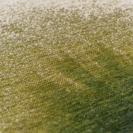 Moderne vloerkleden - Vloerkleed Drop Green Pepper 2105 - Louis De Poortere - Vloerkledenloods