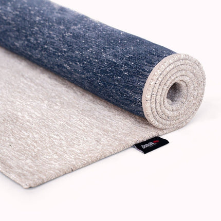 Moderne vloerkleden - Vloerkleed Ribbon Sea Ink 9849 - Louis De Poortere - Vloerkledenloods