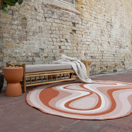 Organisch gevormd buitenkleed Loop Stone Roest - Vloerkledenloods