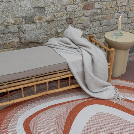 Organisch gevormd buitenkleed Loop Stone Roest - Vloerkledenloods