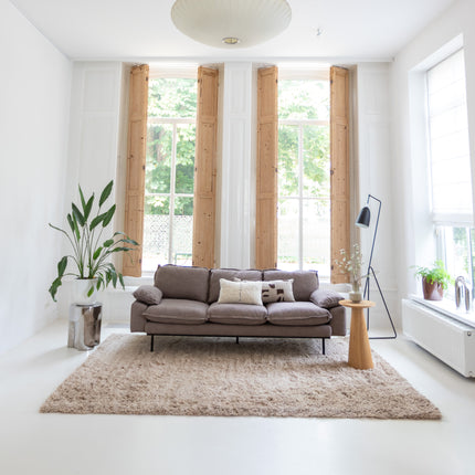 Wollen vloerkleed hoogpolig Raw Wool Lichtbruin Interieur05