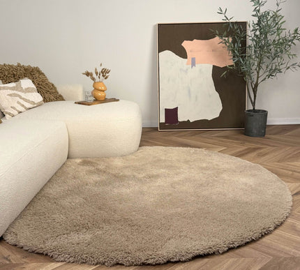 Rond hoogpolig vloerkleed Furr bruin - Interieur05 - Vloerkledenloods