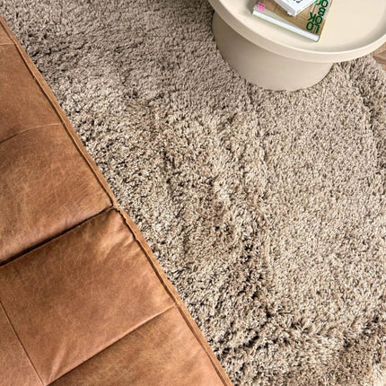 Rond hoogpolig vloerkleed Pilo taupe polyester Interieur05 - Vloerkledenloods