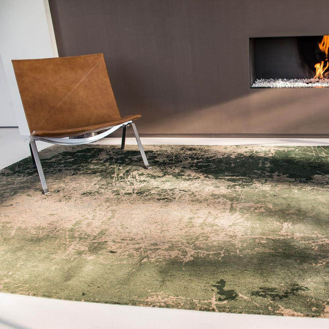 The Mad Men Cracks Collection Dark Pine 8723 - Louis de Poortere - Vloerkledenloods