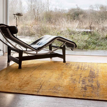 The Mad Men Griff Collection Liberty gold 8550 - Louis de Poortere - Vloerkledenloods