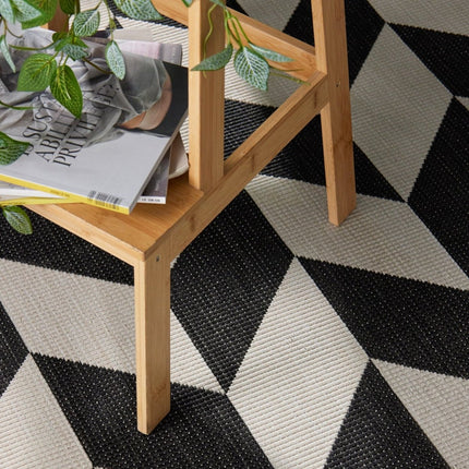 Vloerkleden - Ted Baker Haringey buitenkleed Terrick Zwart/Wit - Vloerkledenloods