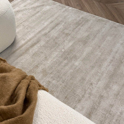 Vloerkleed Felva viscose silk beige - Interieur05 - Vloerkledenloods