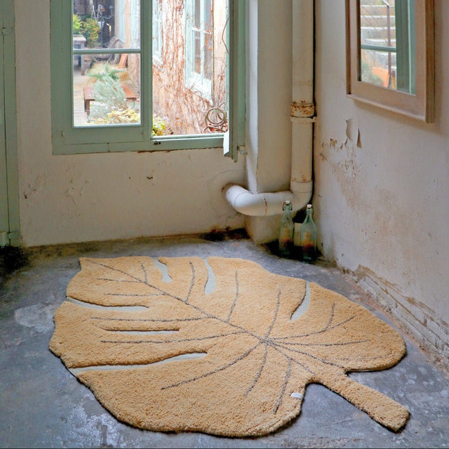 Wasbare vloerkleden - Lorena Canals wasbaar vloerkleed Monstera Honing - Vloerkledenloods