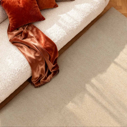 Wollen vloerkleden - Elle Decoration Puristic wollen vloerkleed Knots Lichtbeige - Vloerkledenloods