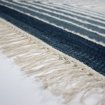 Wollen Vloerkleden - Flair Rugs vloerkleed Boucle Wool Frame Blauw - Vloerkledenloods