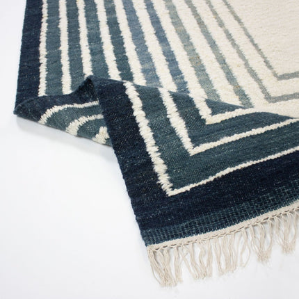 Wollen Vloerkleden - Flair Rugs vloerkleed Boucle Wool Frame Blauw - Vloerkledenloods