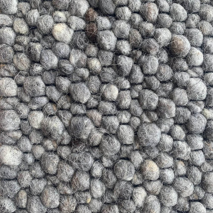 Wollen vloerkleed Ajour Black warp nr.228 Basic Pallio by Brinker - Vloerkledenloods